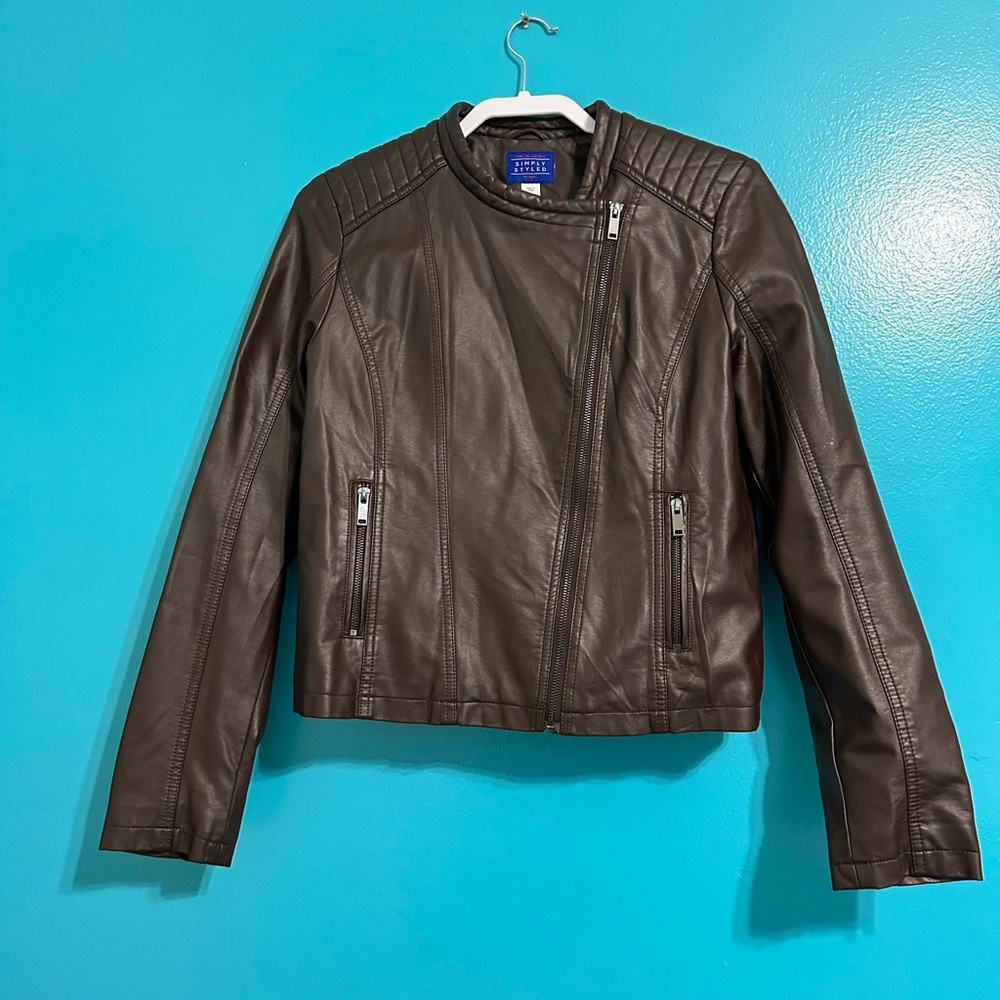 Simply Styled Brown Leather Jacket